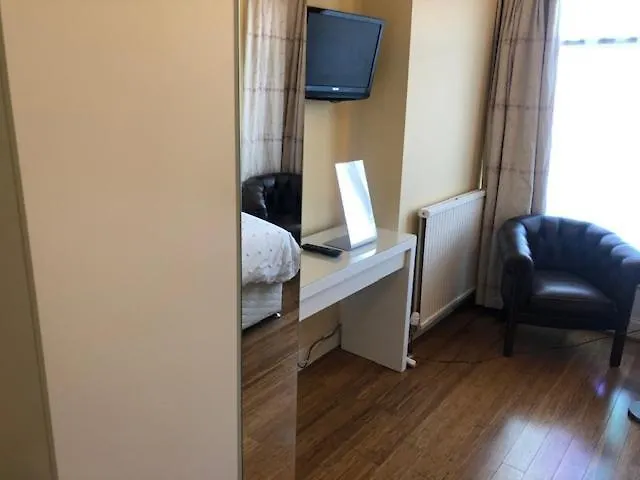 Drumorne Guest House Edinburgh